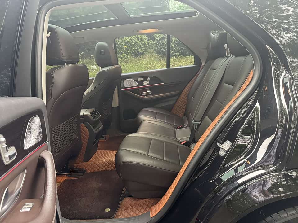 Mercedes-Benz GLE Mercedes-Benz GLE