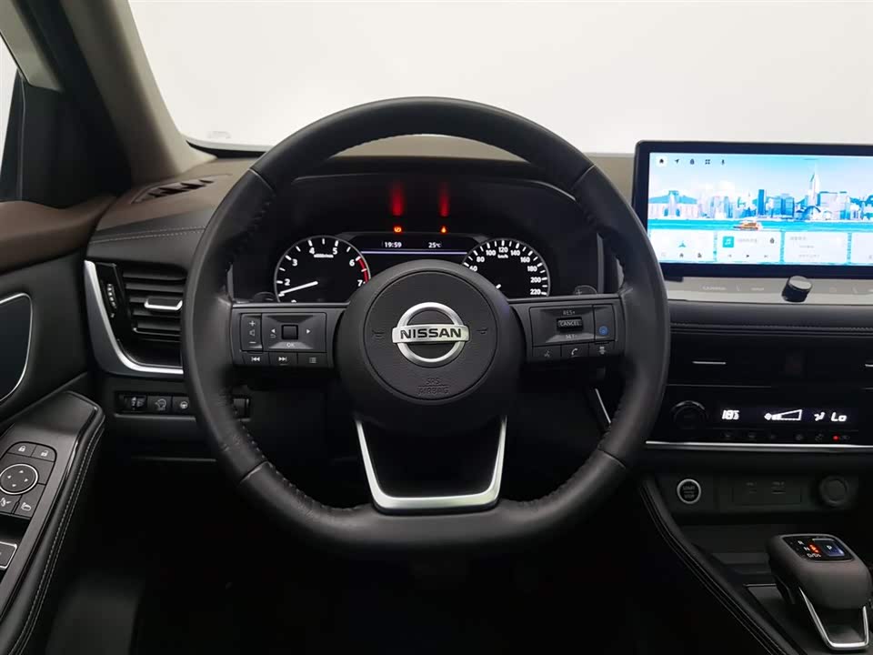 Nissan Qijun
