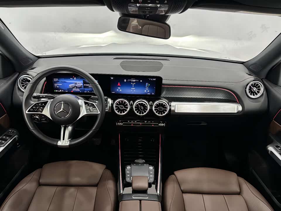 Mercedes-Benz GLB Mercedes-Benz GLB