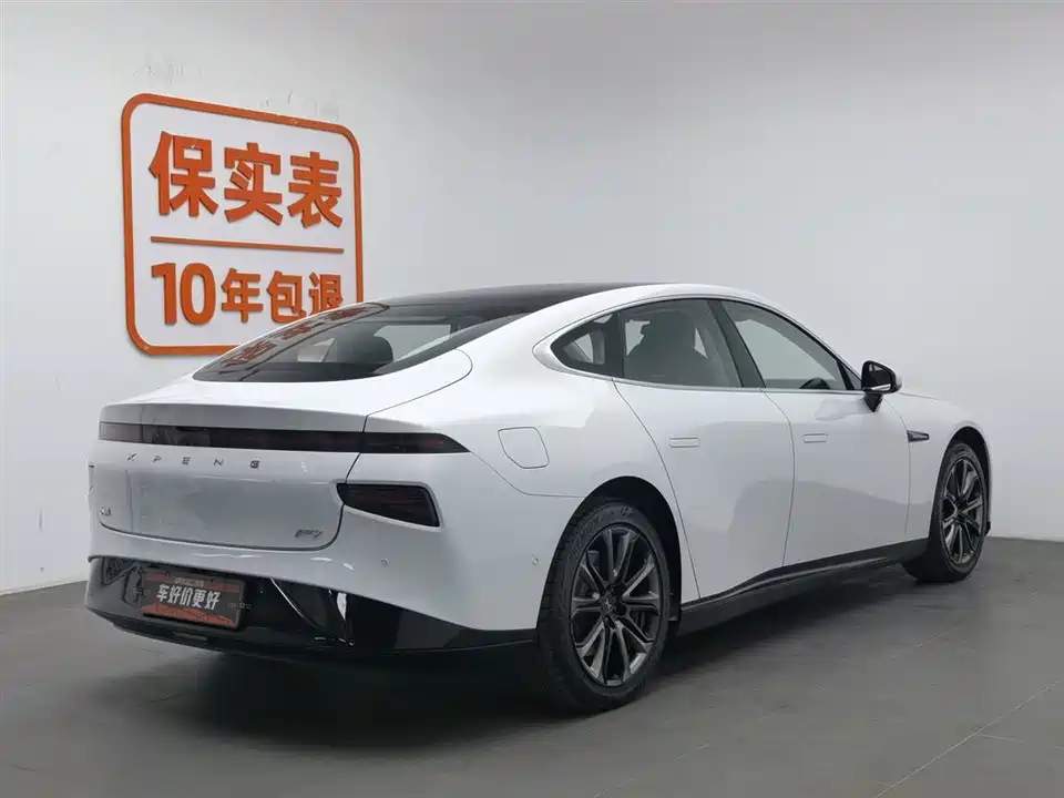 XPENG P7