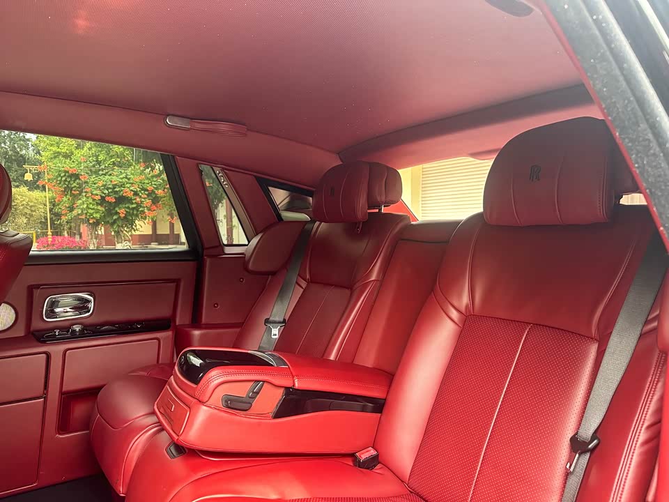 Rolls-Royce Phantom Rolls-Royce Phantom
