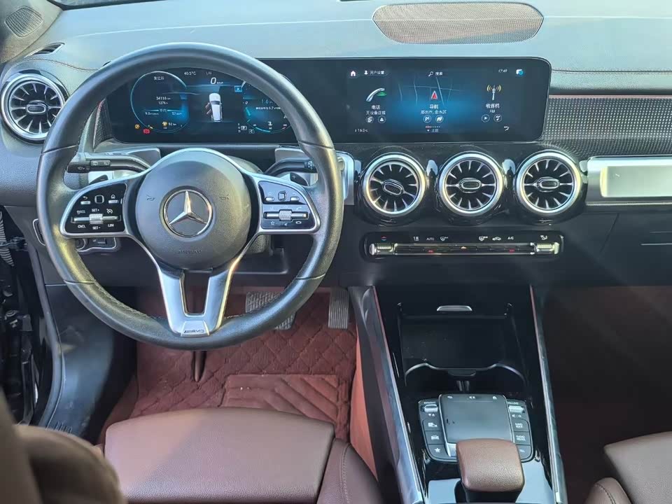 Mercedes-Benz GLB Mercedes-Benz GLB