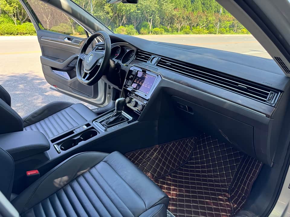 Volkswagen Magotan