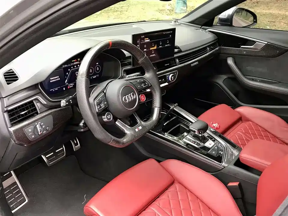 Audi S4