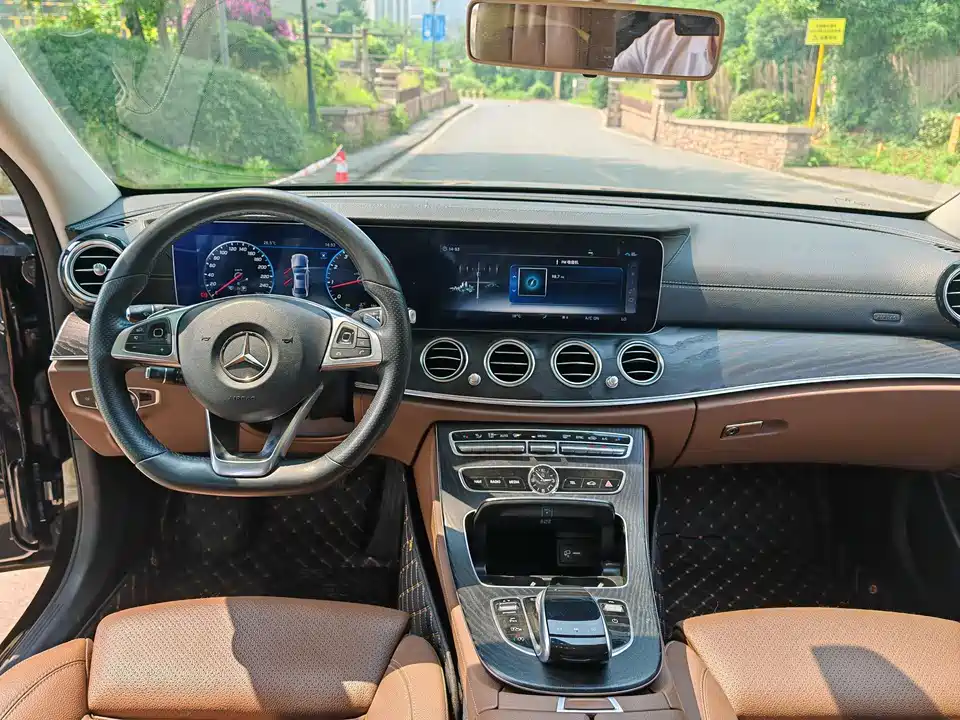 Mercedes-Benz E-class Mercedes-Benz E-class