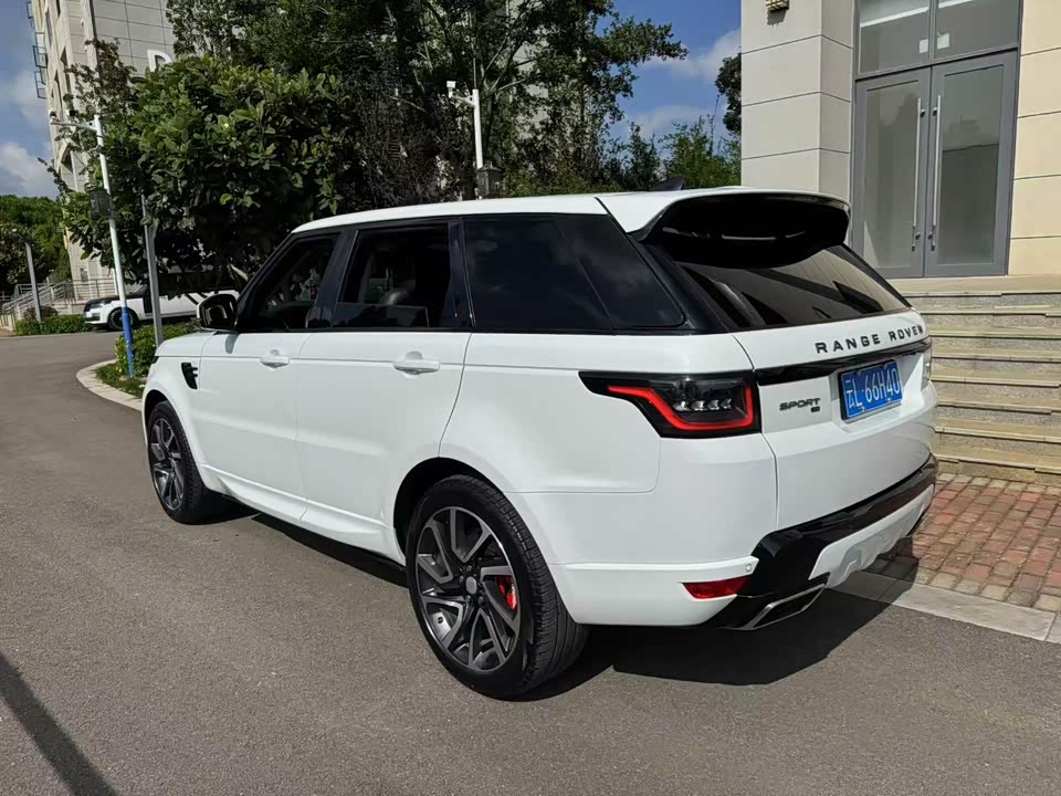 Land Rover Range Rover Sport Land Rover Range Rover Sport