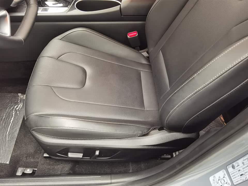 Hyundai Elantra Hyundai Elantra