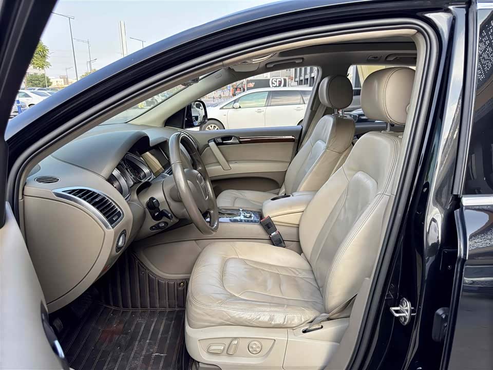 Audi Q7 Audi Q7