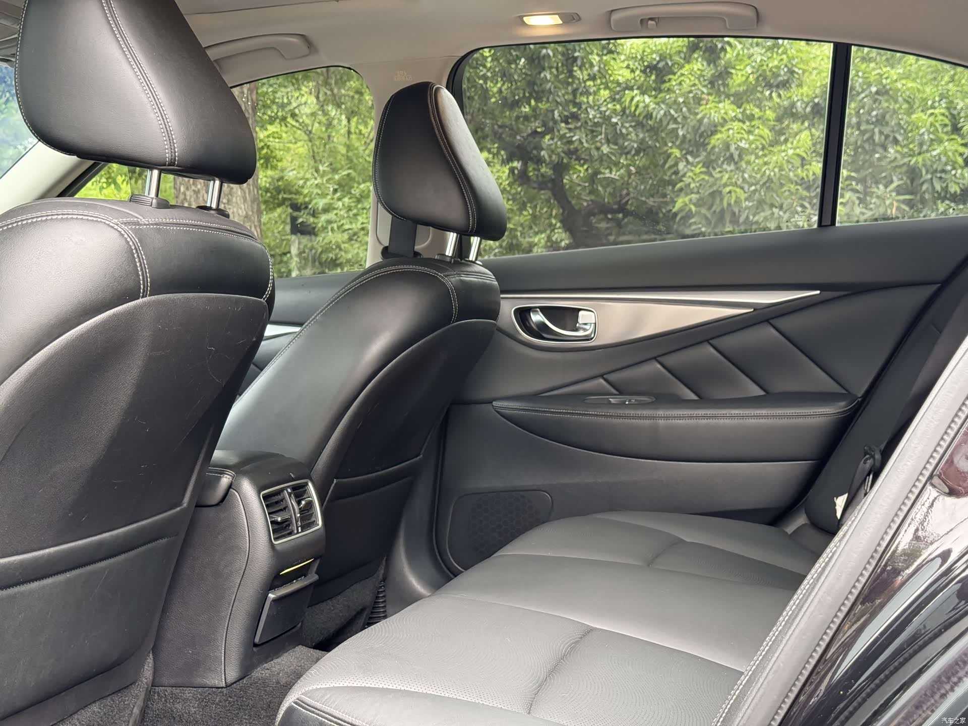 Infiniti Q50L, 2017 10