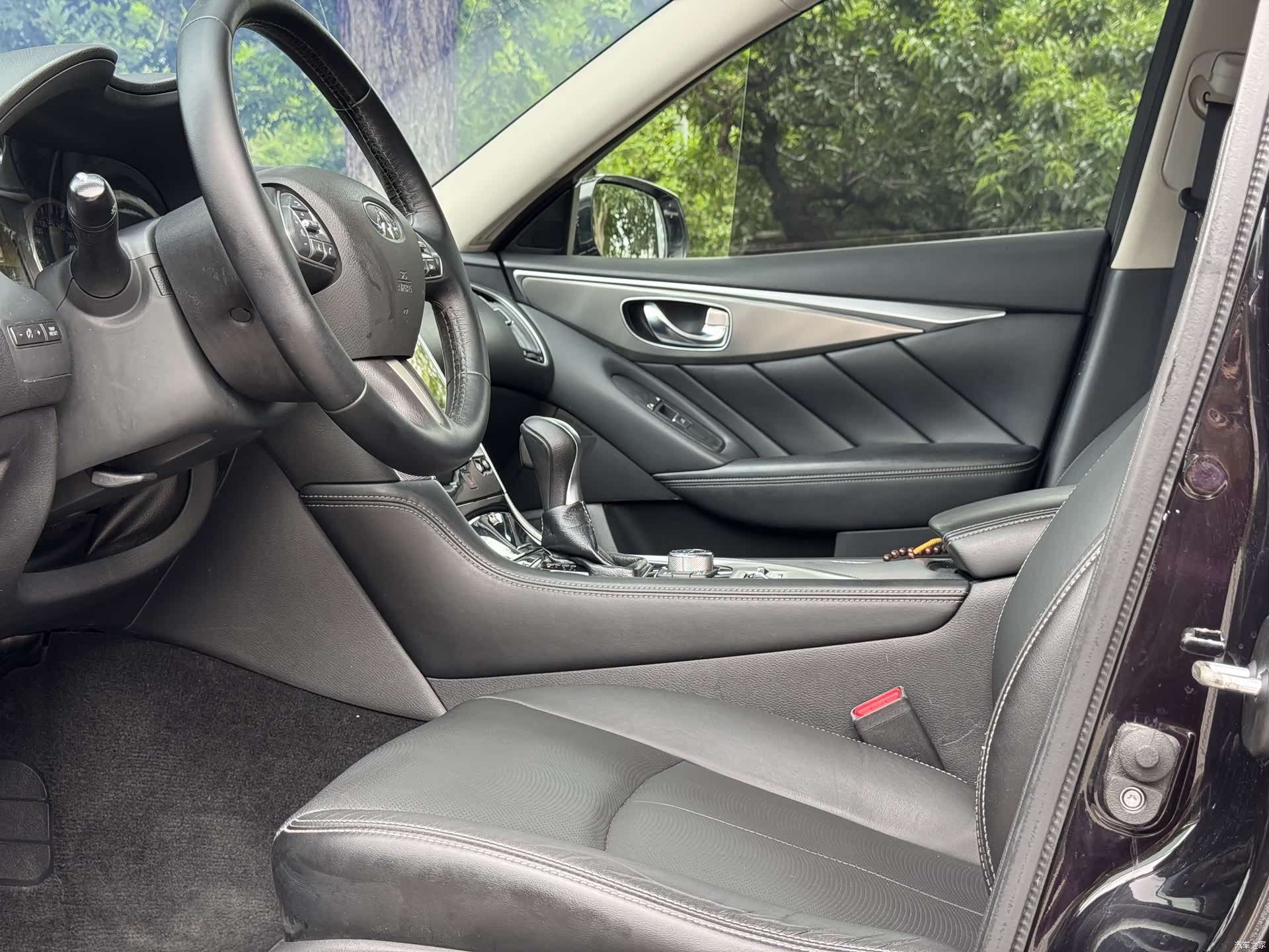 Infiniti Q50L, 2017 11