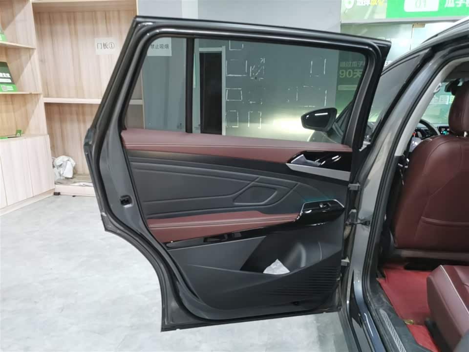Volkswagen ID.6 X