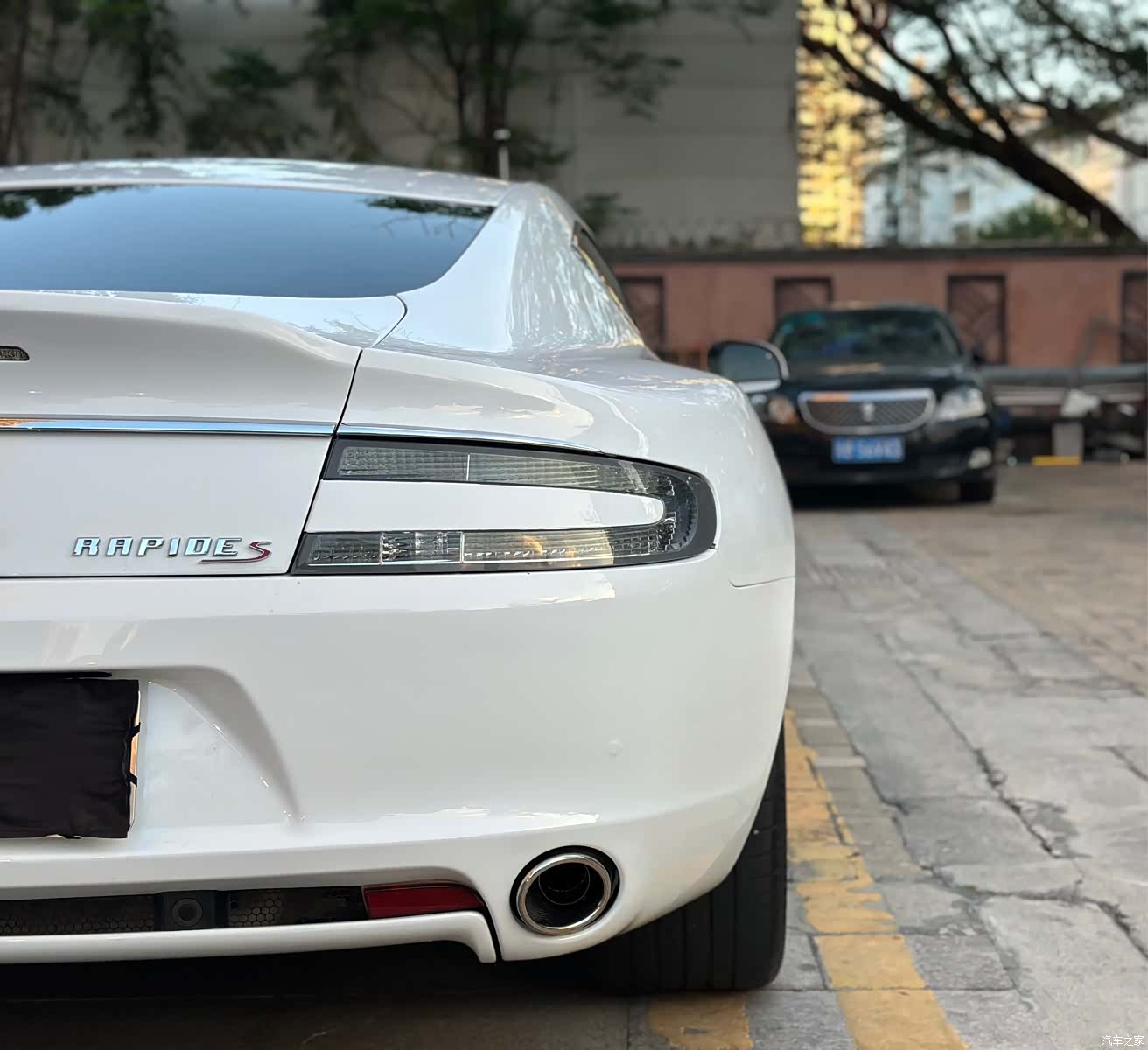 Aston Martin Rapide, 2016 20