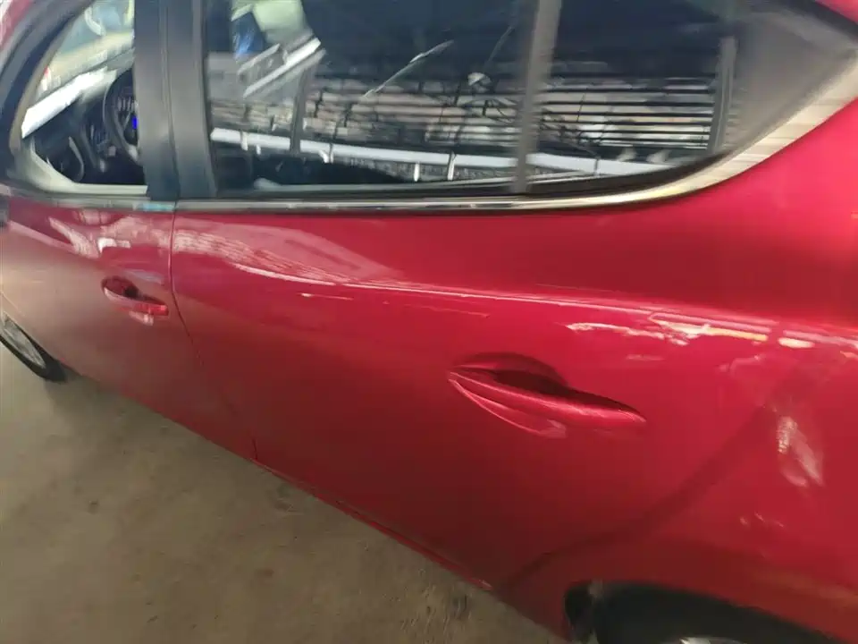 Mazda 3 Angkesaila
