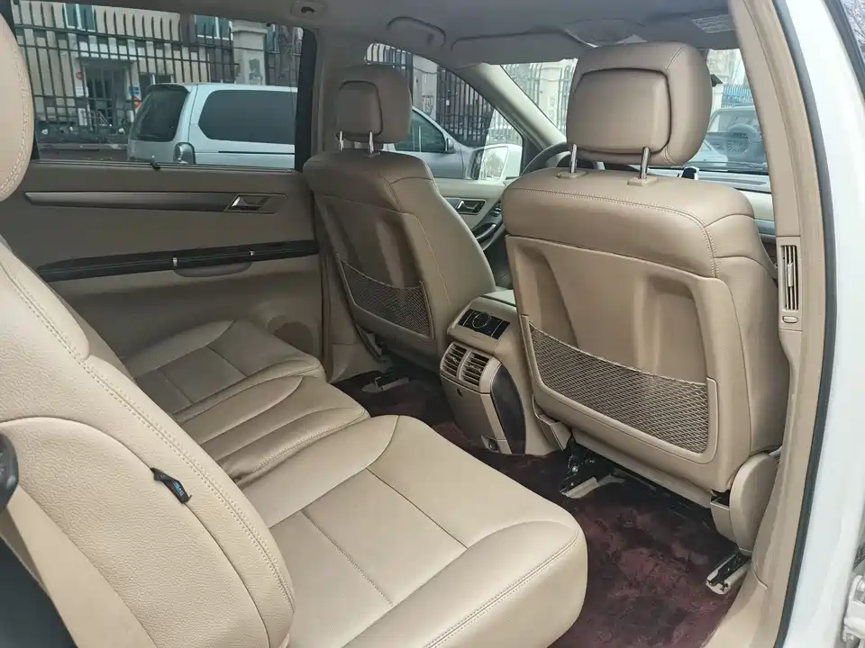 Mercedes-Benz R-class