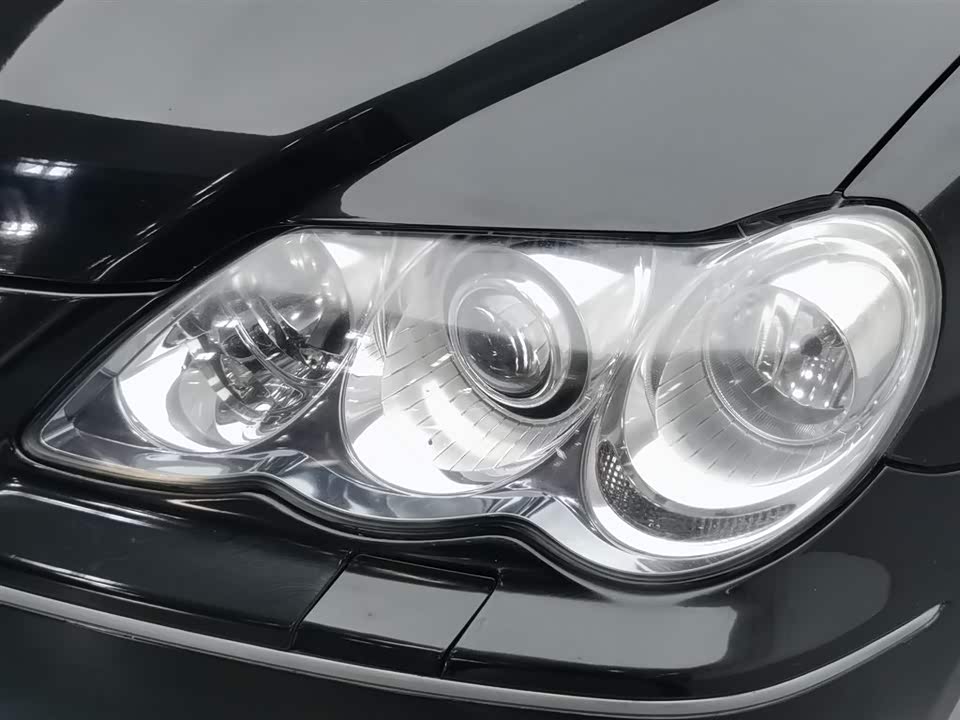 Toyota Reiz