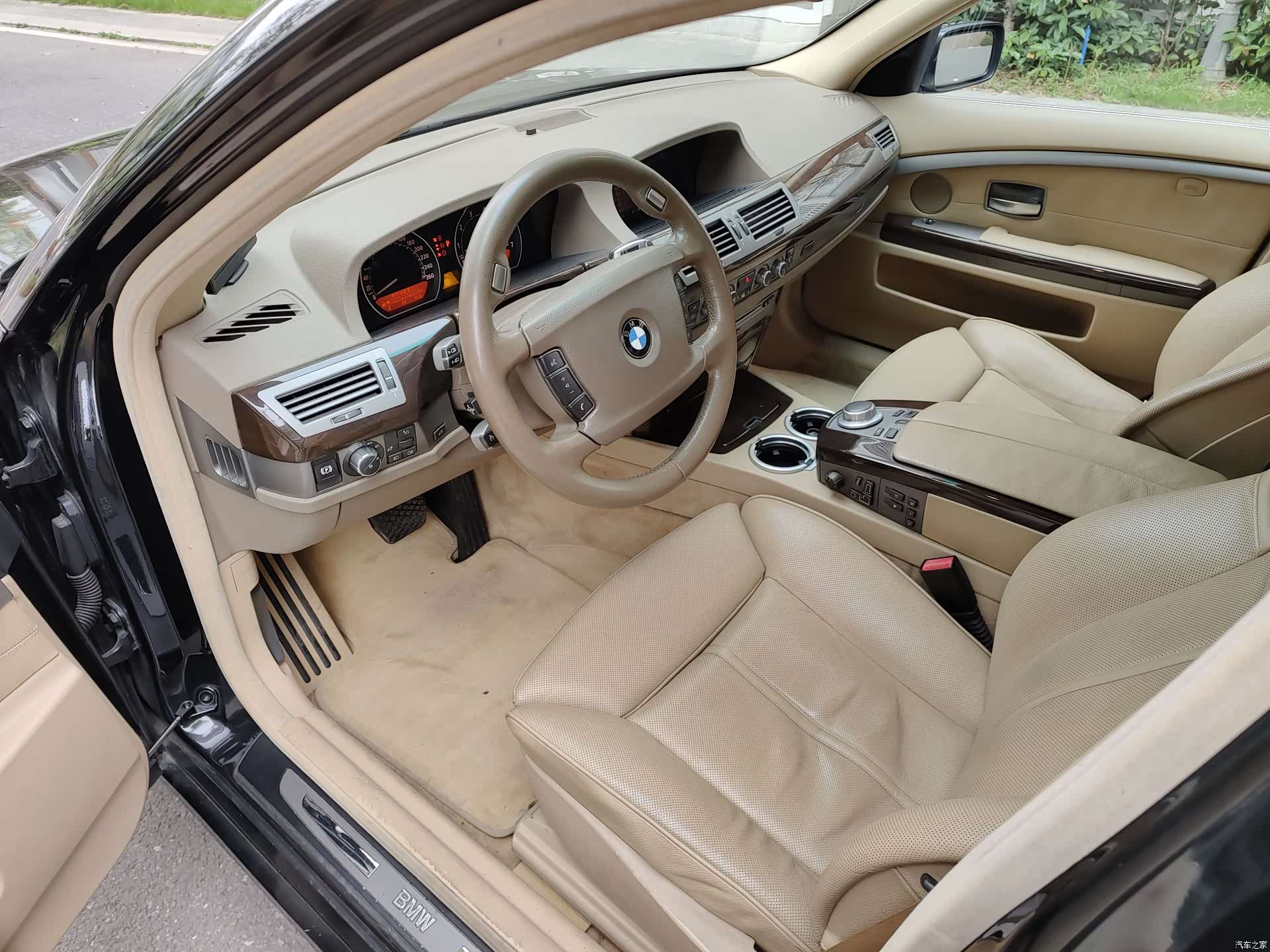 BMW 7 Series, 2008 10