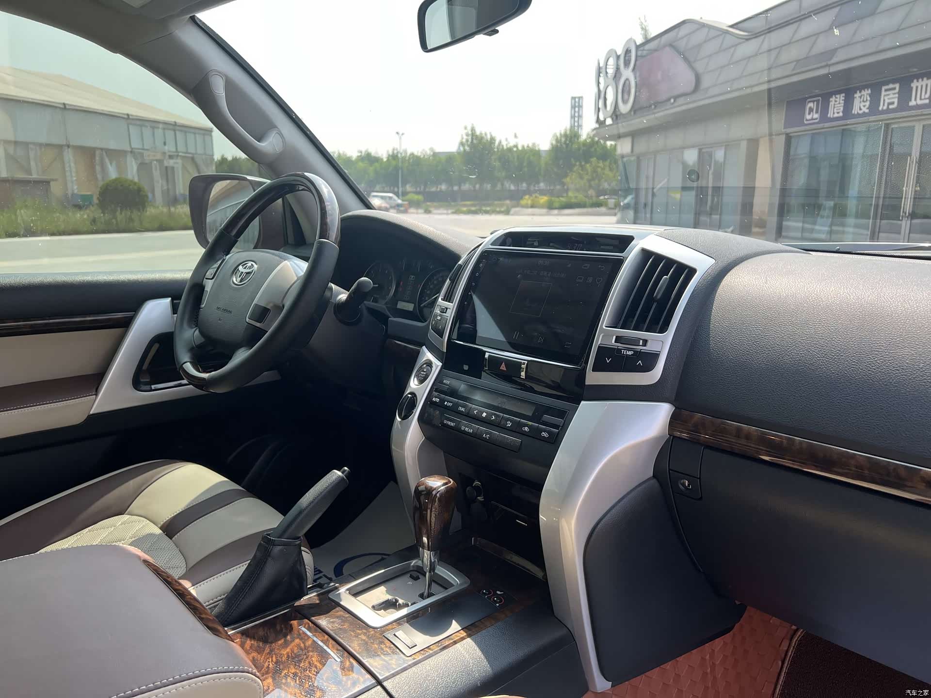 Toyota Land Cruiser, 2015 14