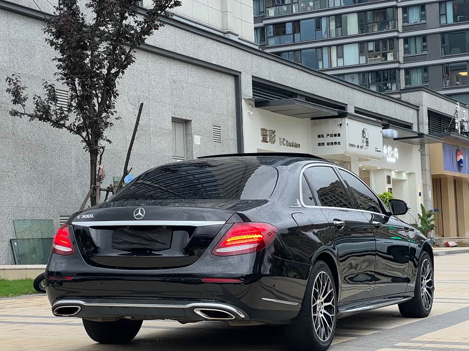 Mercedes-Benz E-class Mercedes-Benz E-class