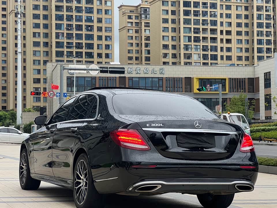 Mercedes-Benz E-class Mercedes-Benz E-class