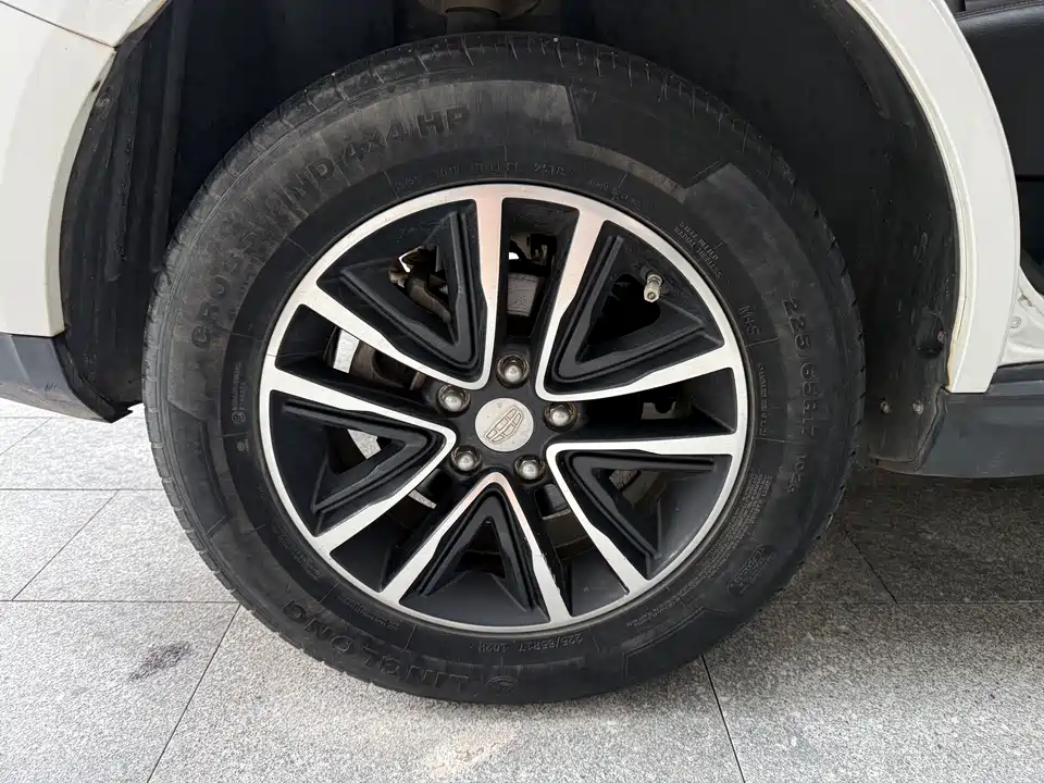 Geely Vision X6