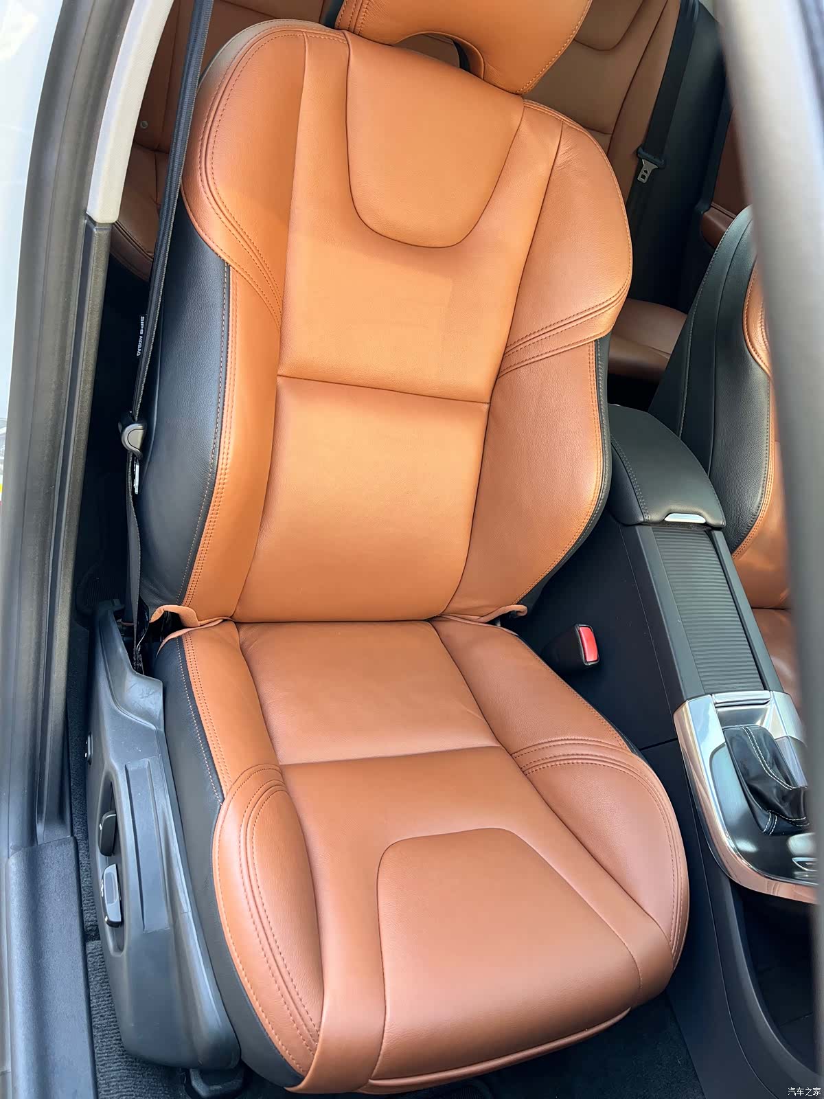 Volvo S60, 2015 11
