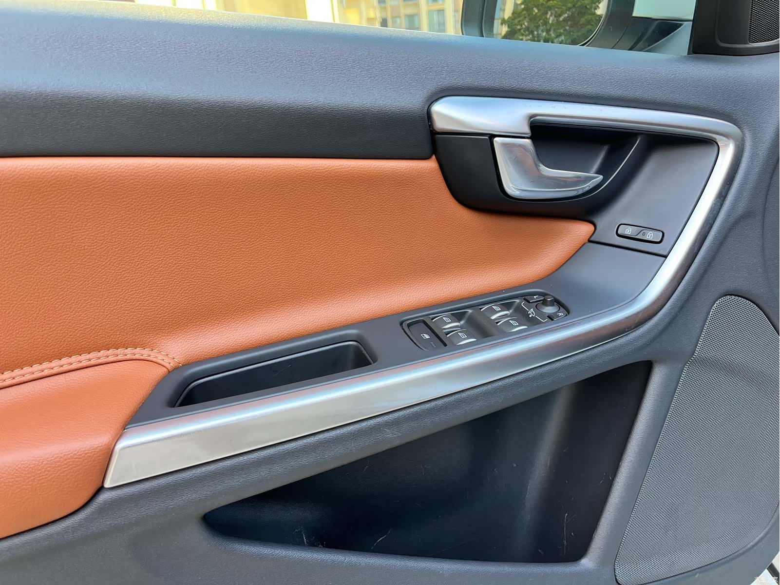 Volvo S60, 2015 18
