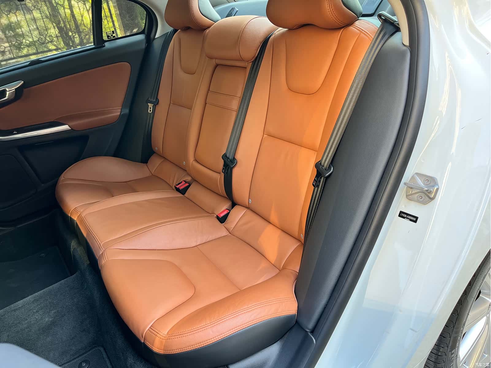 Volvo S60, 2015 23