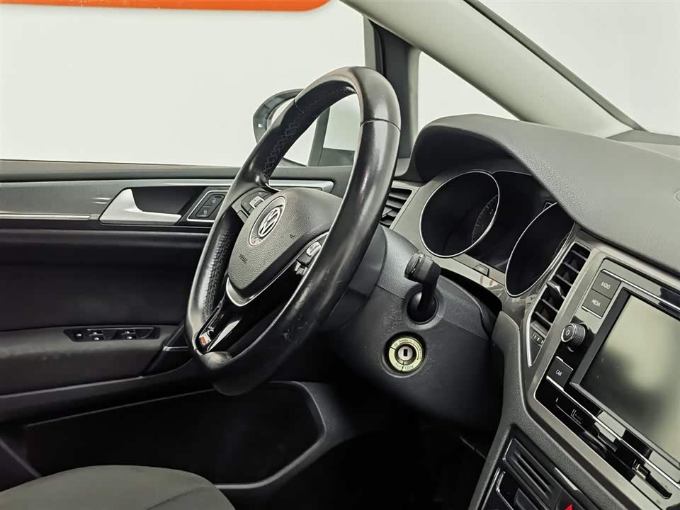 Volkswagen Golf*Jiayu Volkswagen Golf*Jiayu