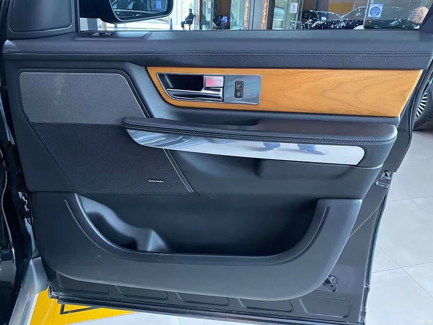 Land Rover Range Rover, 2012 4