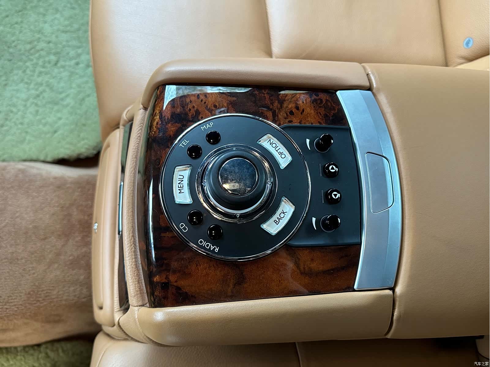 Rolls-Royce Ghost, 2012 11