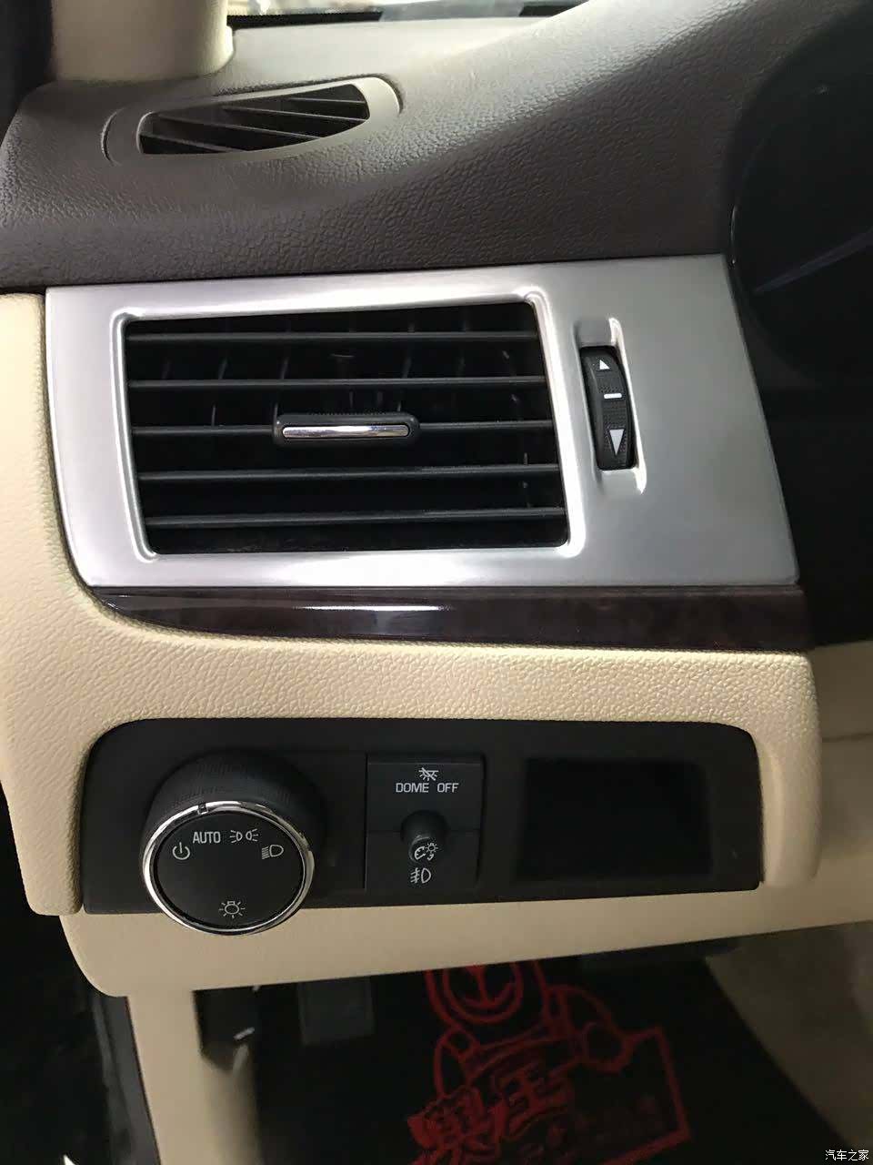 Cadillac Escalade, 2010 13