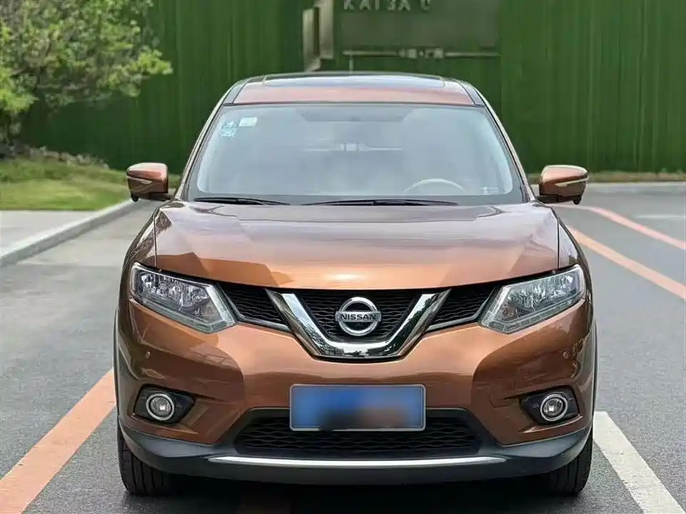 Nissan Qijun