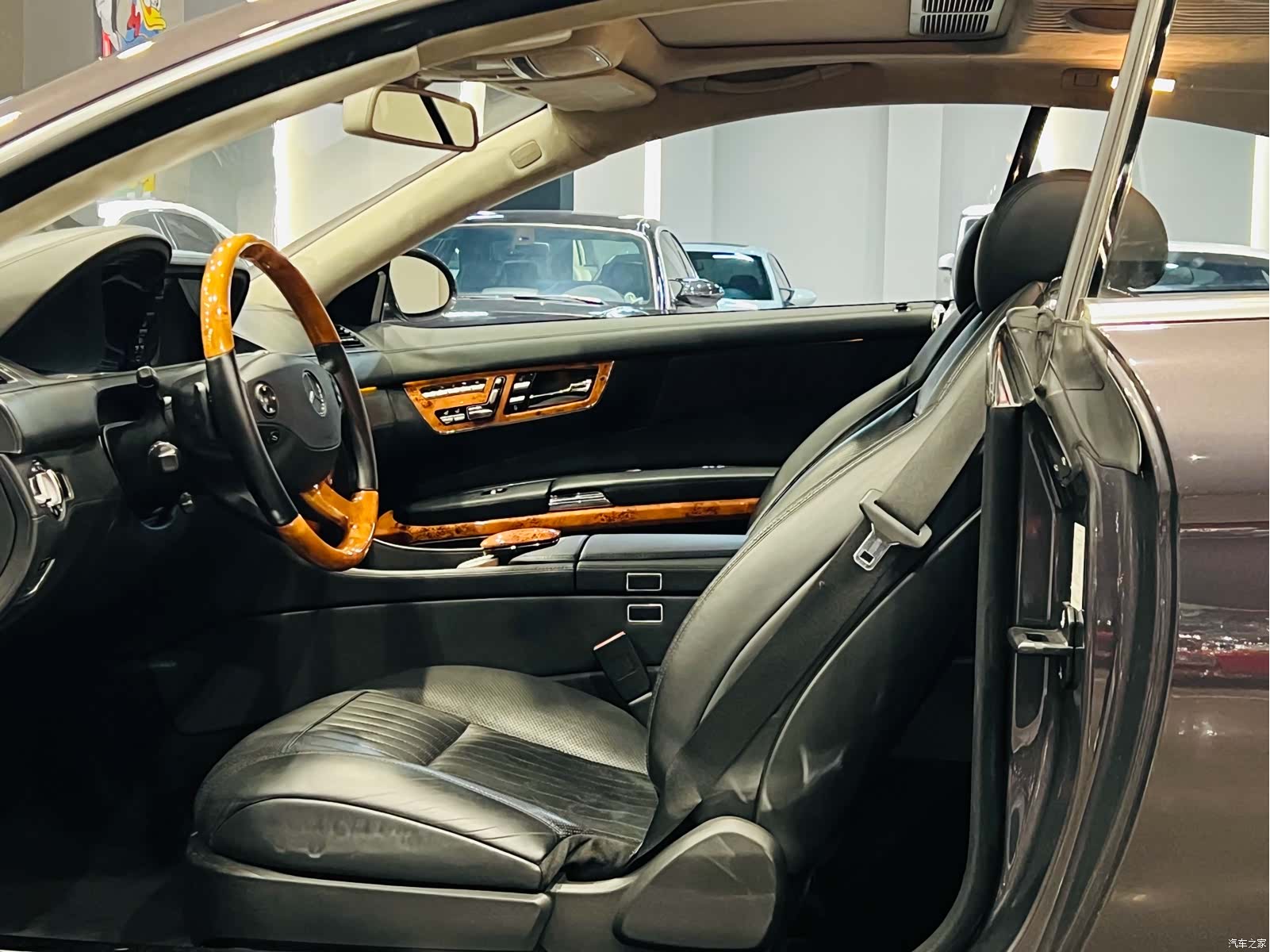 Mercedes-Benz CL-Class, 2009 4