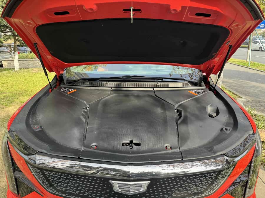 Cadillac IQ Aoge Cadillac IQ Aoge