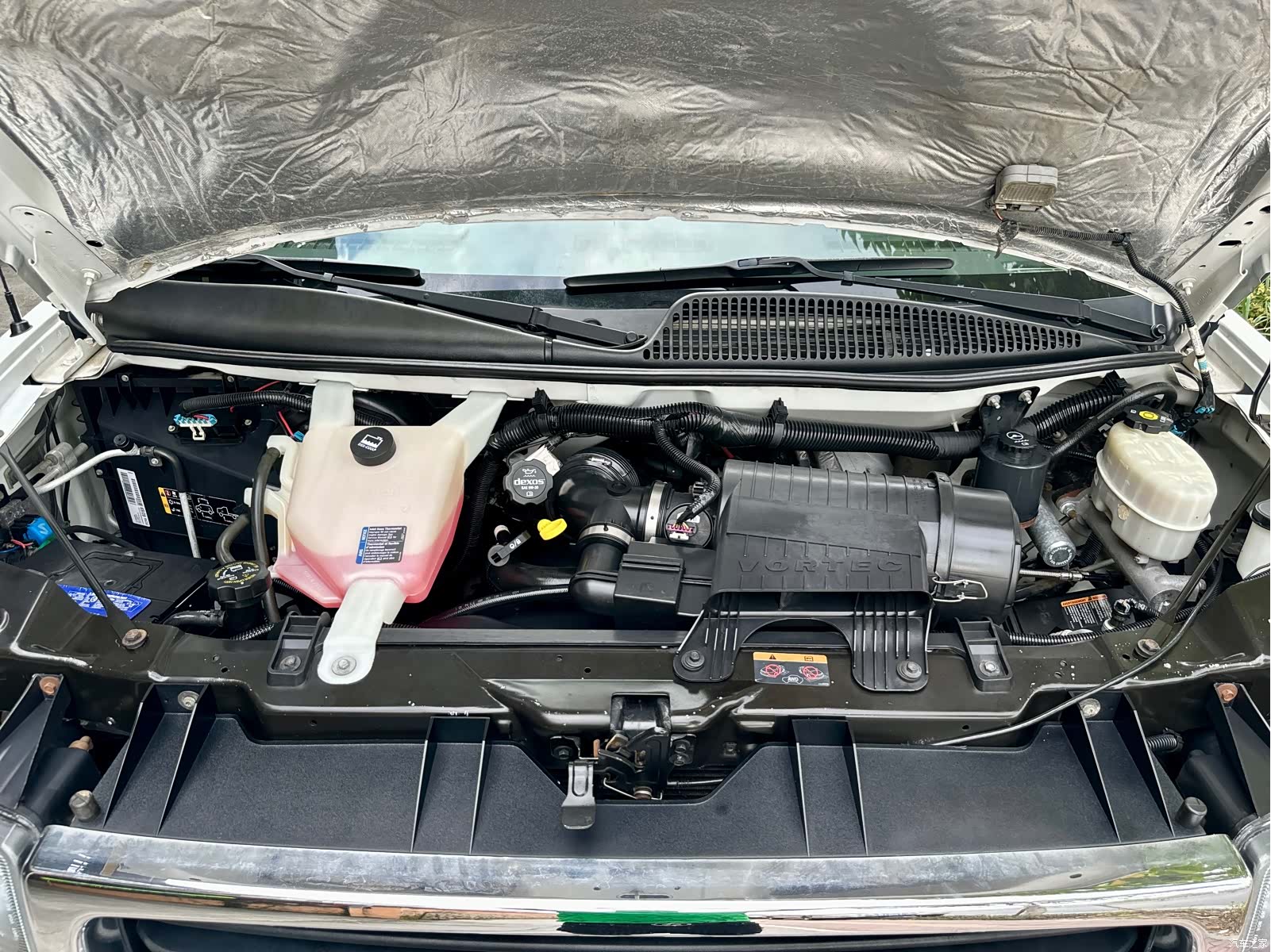 GMC SAVANA, 2014 15