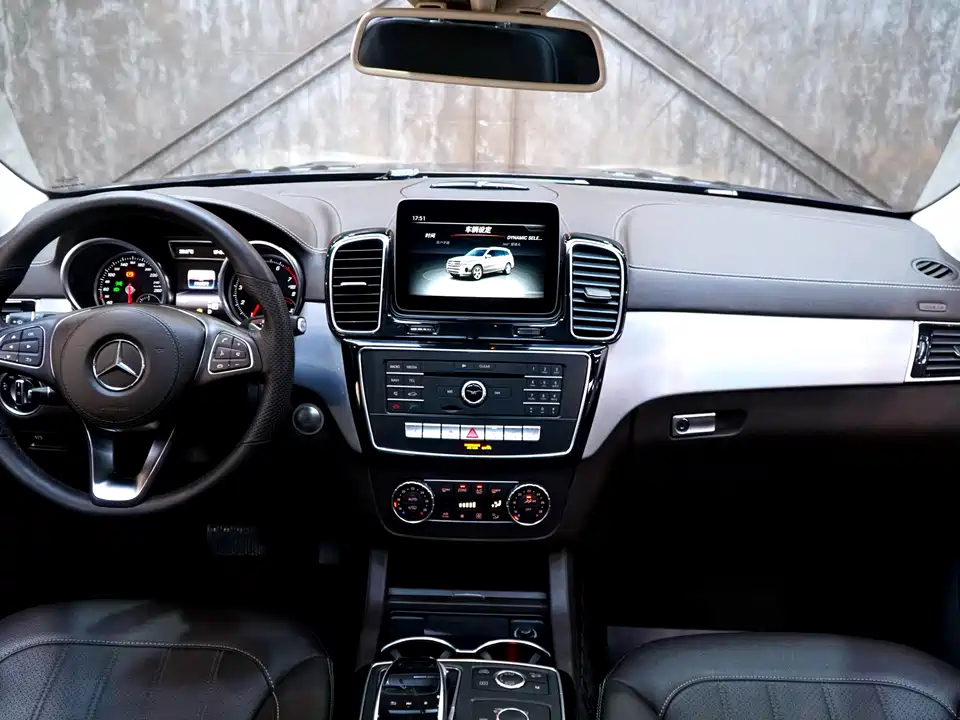 Mercedes-Benz GLS