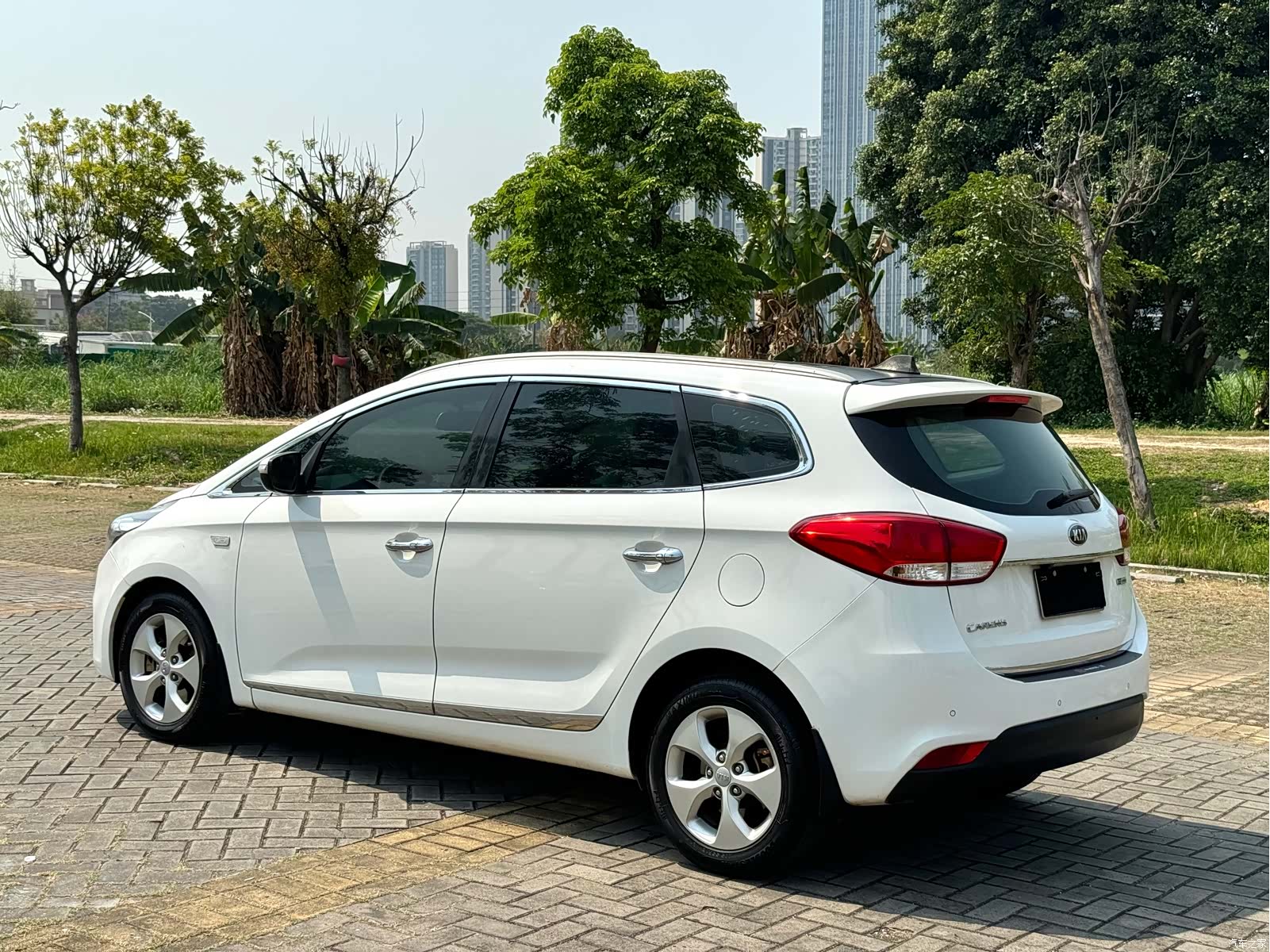 Kia 5, 2015 11
