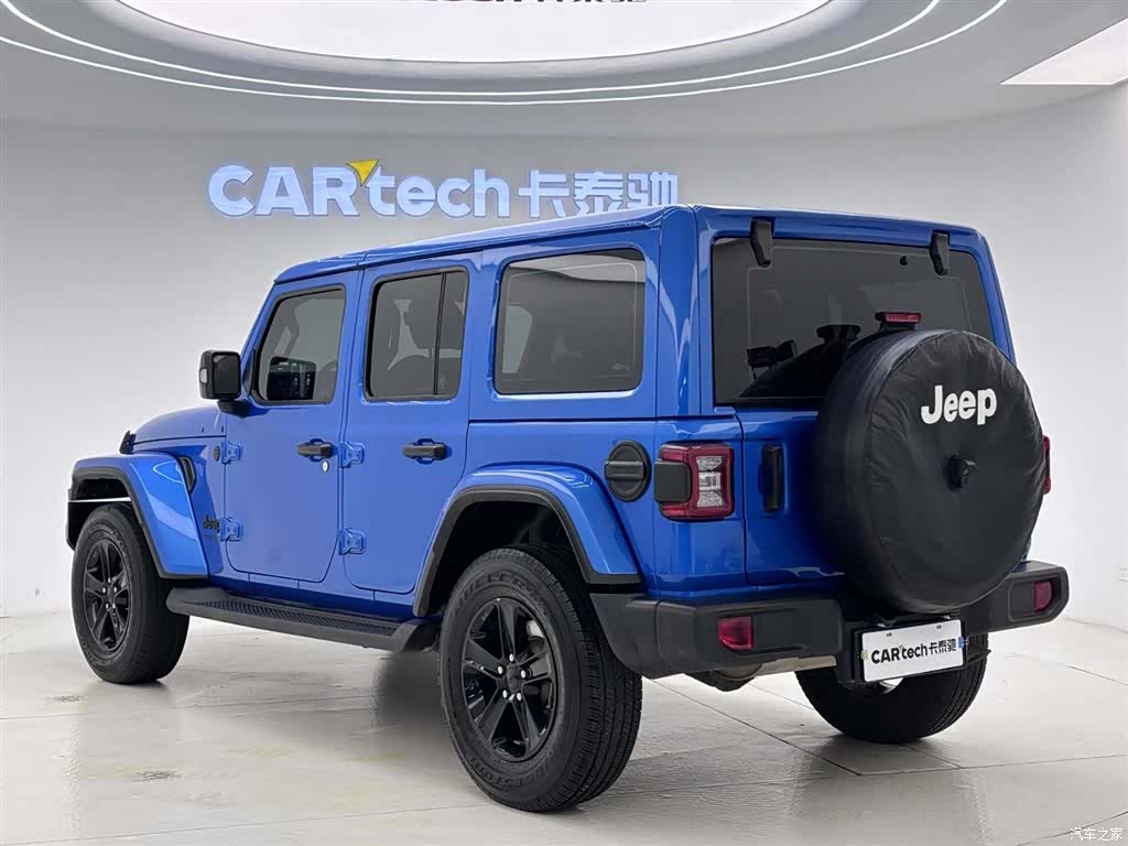 Jeep Wrangler, 2023 все фото