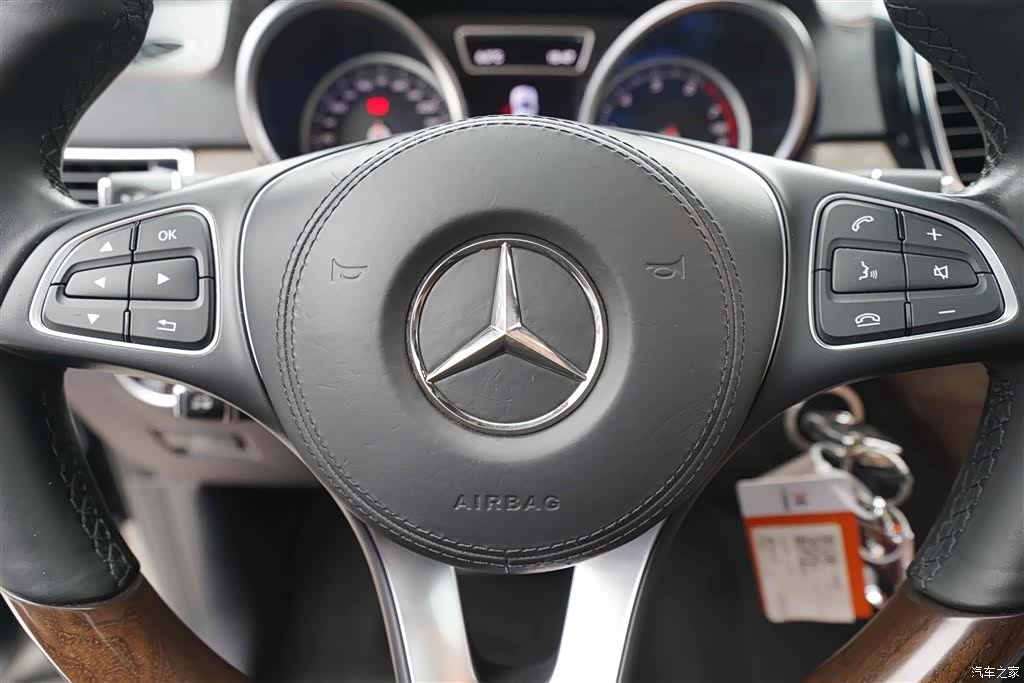 Mercedes-Benz GLS, 2017 8