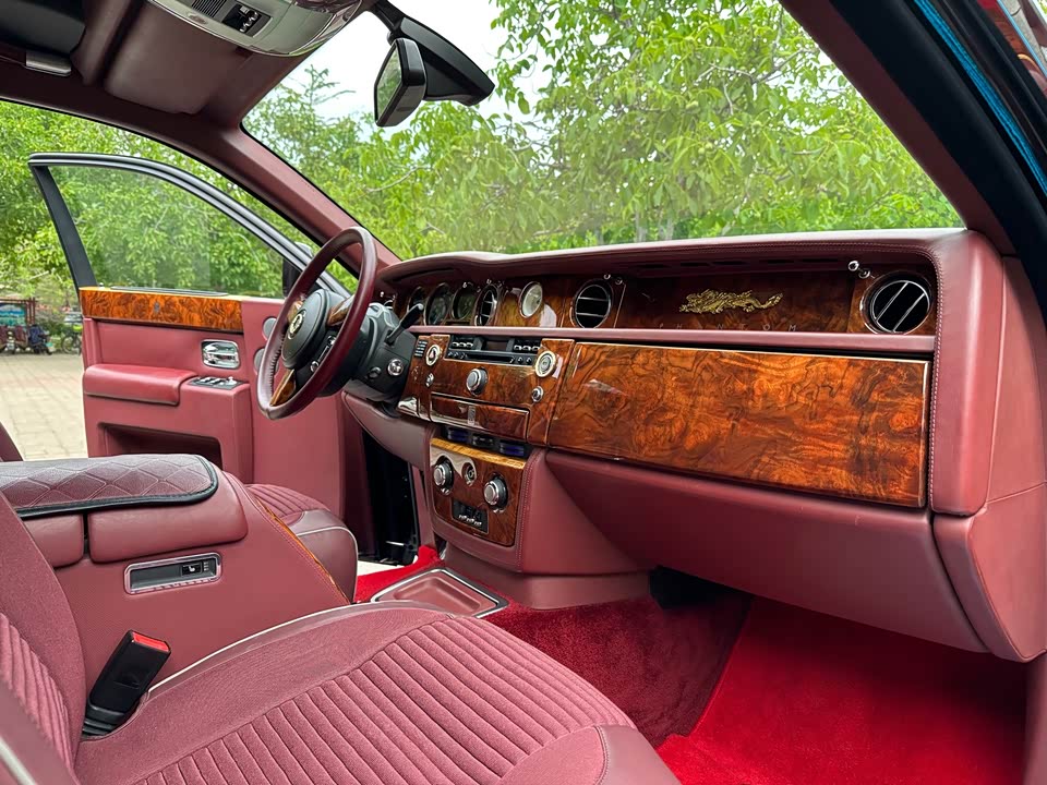 Rolls-Royce Phantom