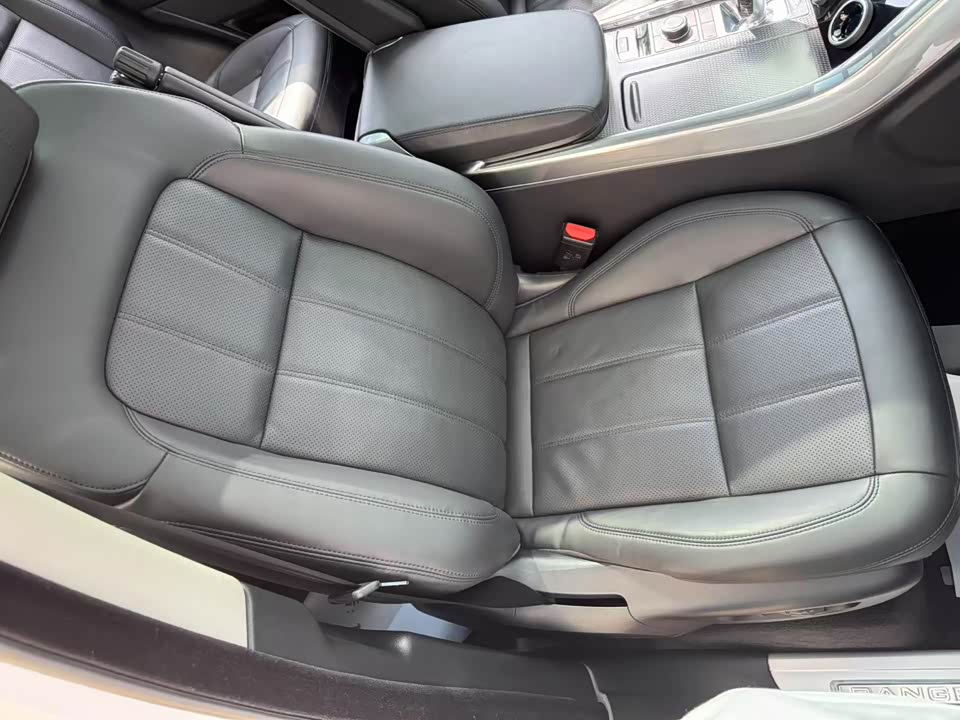 Land Rover Range Rover Sport Land Rover Range Rover Sport