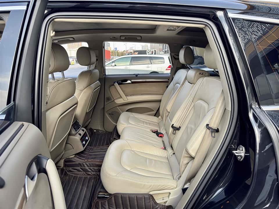 Audi Q7 Audi Q7