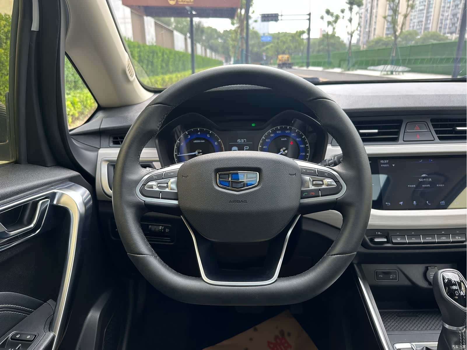 Geely X3, 2021 16