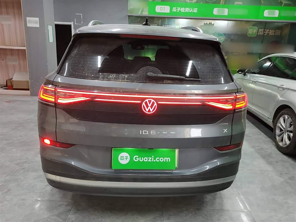 Volkswagen ID.6 X