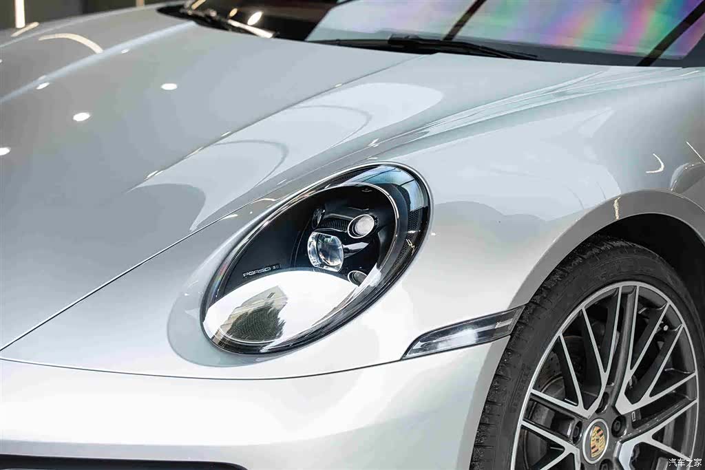 Porsche 911, 2022 3