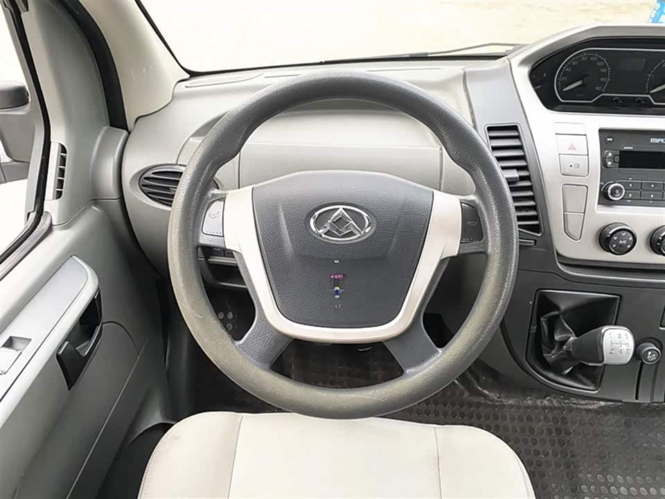 MAXUS Xintu V80