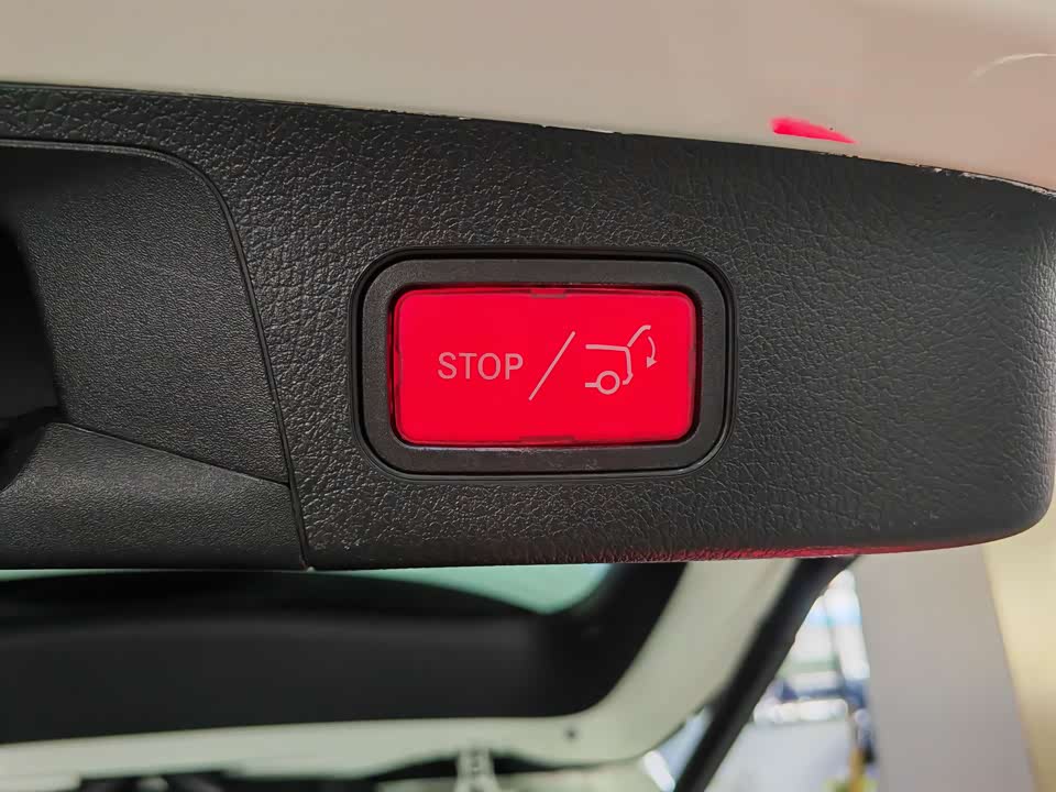 Mercedes-Benz GLA Mercedes-Benz GLA