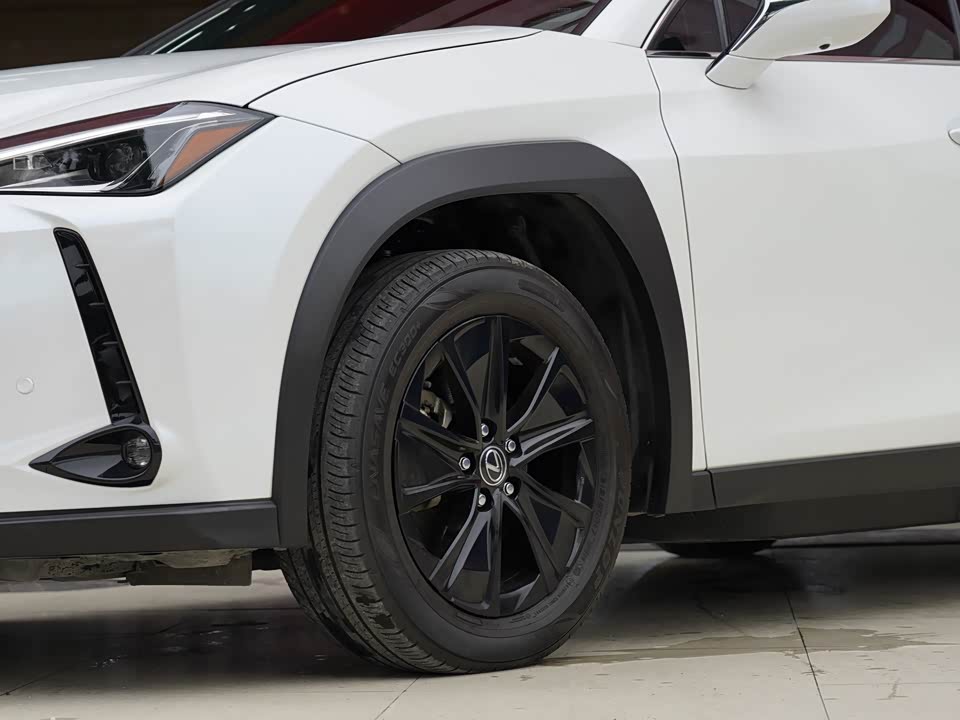 Lexus UX Lexus UX