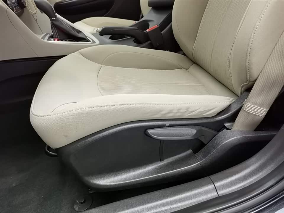 Buick Yinglang Buick Yinglang