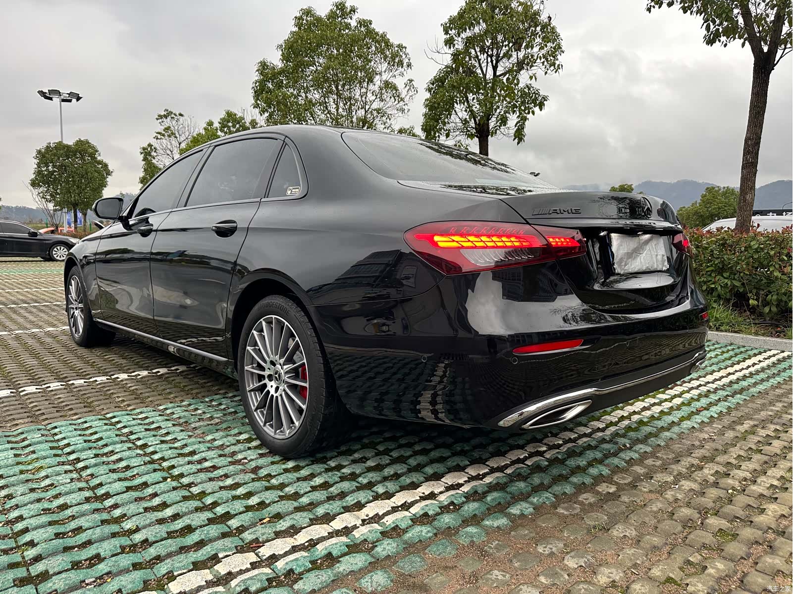 Mercedes-Benz E-Class, 2023 18